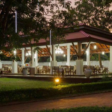 Hotel Chenra كاتاراغاما المظهر الخارجي الصورة