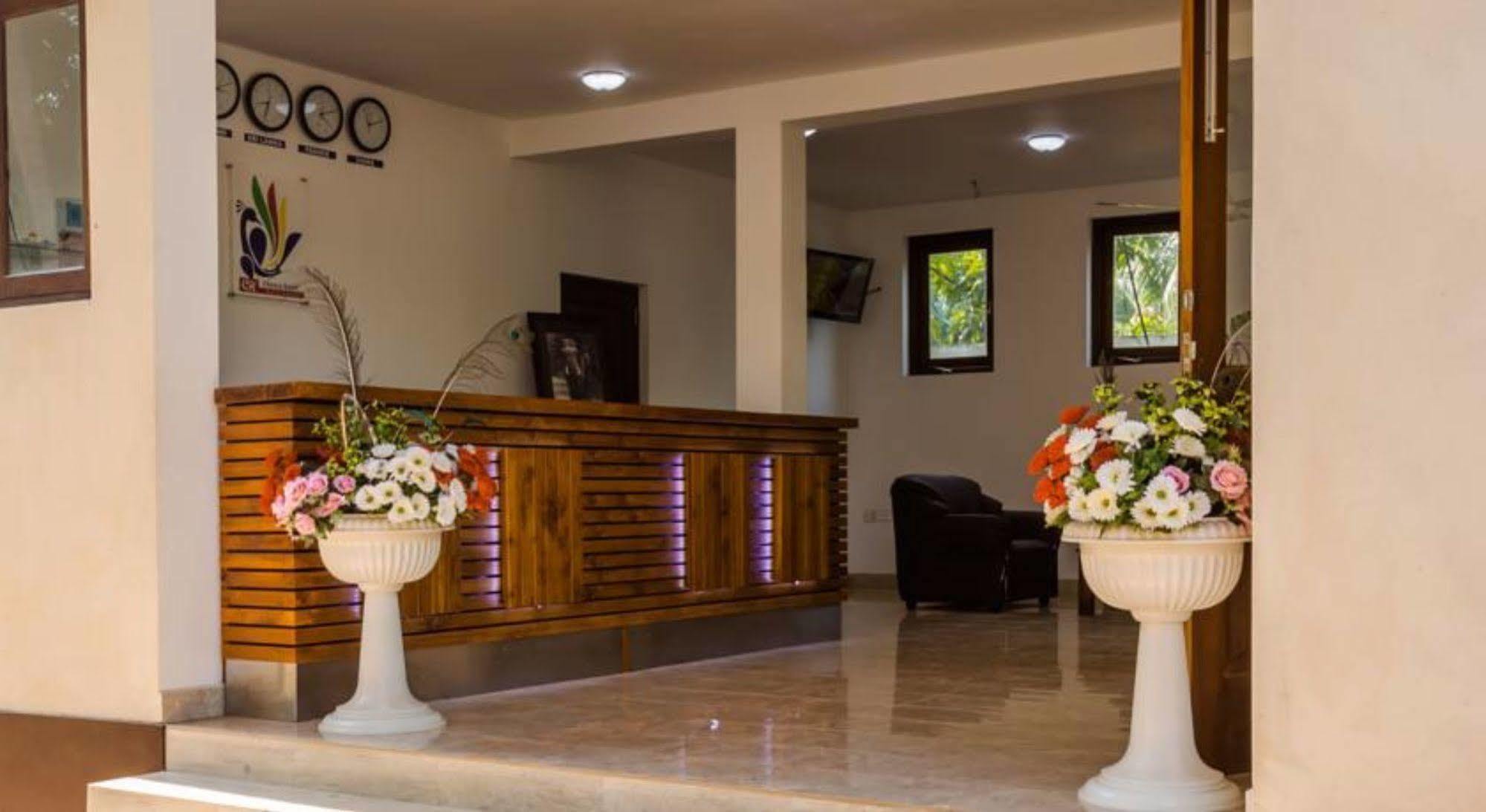 Hotel Chenra كاتاراغاما المظهر الخارجي الصورة